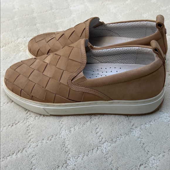 J Slides - Picture 7 of 8